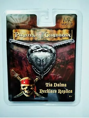 Buy Disney Pirates Of The Caribbean Replica Pendant Tia Dalma Master Replicas • 19.99£