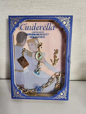 Buy Cinderella Charm Bracelet Disney Couture 5 Charm Gold Tone Castle Mouse Box New  • 67.55£