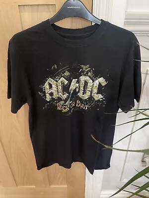 Buy Black T Shirt AC/DC Size Small • 5£