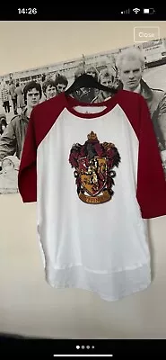 Buy Universal Studios The Wizarding World Of Harry Potter Gryffindor T-Shirt • 4£