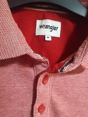 Buy Wrangler T Shirt Medium • 5£