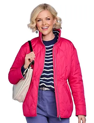 Buy Regatta Water Repellent Quilted Jacket In A Fashionable Tailored Fit • 59£