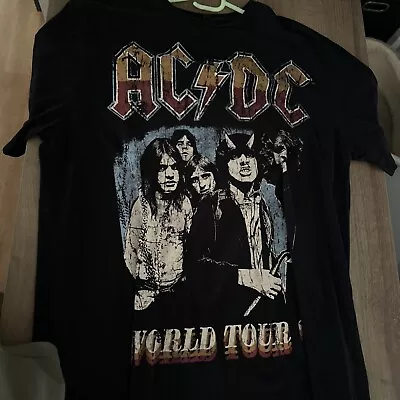 Buy Acdc T Shirt Xl  • 5£