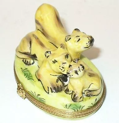 Buy Limoges France Box ~ Family Of Female Lions & Playful Cub ~wild Cats~ Peint Main • 113.67£