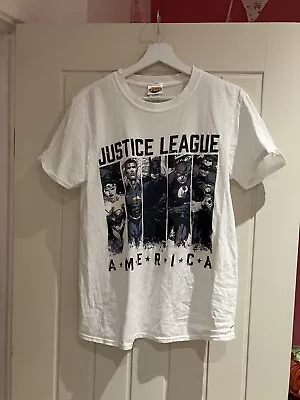 Buy Men’s  Justice League Size Medium White Top • 5£
