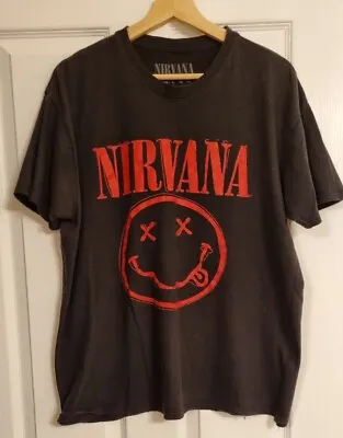 Buy Nirvana  Size Medium - Official T Shirt - Alternative Indie Rock Grunge  • 15£