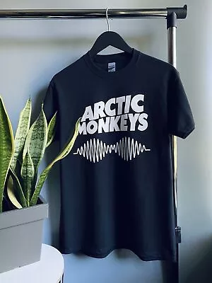 Buy Arctic Monkeys Logo Band T Shirt Size M Crewneck Black Men Medium • 68.26£