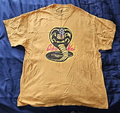 Buy Mens Cobra Kai Yellow Logo T-Shirt Size XL • 4.95£