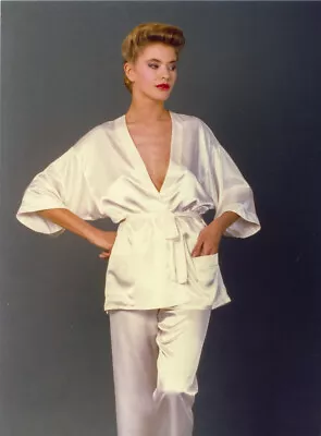Buy 1986 Women's Satin Kimono Pajamas. Vintage Photo B294 • 10.28£