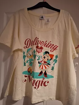 Buy Disney Delivering The Magic Christmas T-shirt With Minnie & Daisy • 18.99£