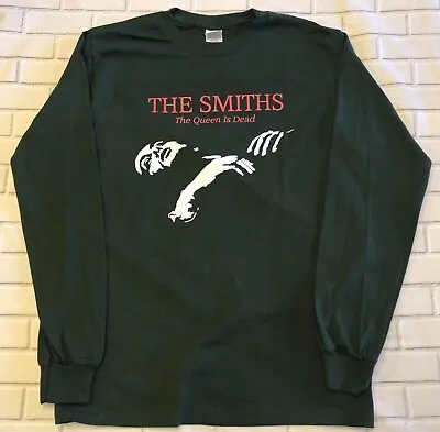 Buy The Smiths 'Queen Is Dead' Black Long Sleeve T-shirt • 15.99£