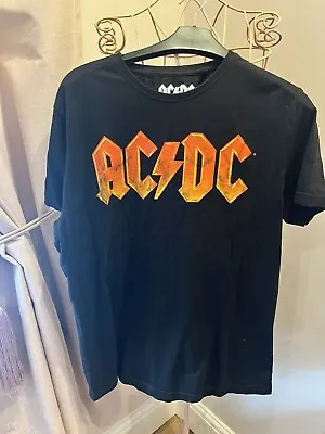 Buy AC/DC T Shirt Large • 9.50£