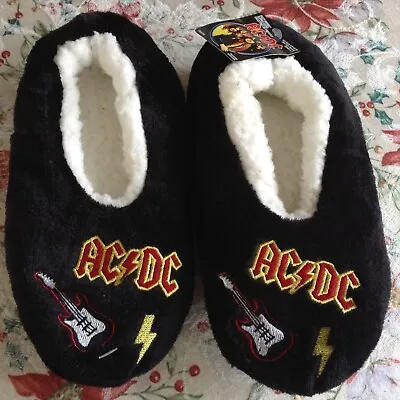 Buy ACDC Women's Fuzzy Babba Slipper Socks Black Size 5-7 • 6.64£