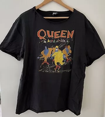 Buy Queen A Kind Of Magic T-shirt • 5£