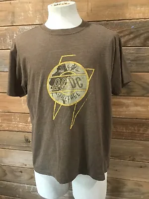 Buy AC/DC High Voltage Angus Cover Art Men's T-shirt Large Bon Scott • 10.61£