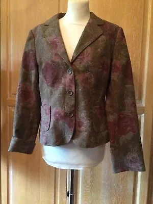 Buy Ladies Size 12 Green Floral Patterned Jacket By Per Una At Marks And Spencer  • 6£