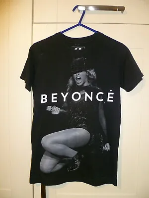 Buy Beyonce - Original  The Mrs. Carter Show World Tour 2014  Black T-shirt (s) • 7.99£