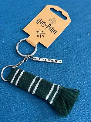 Buy WB Harry Potter Studio Tour London SLYTHERIN Scarf Key Ring New On Card RARE • 7£