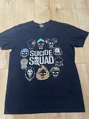 Buy Mens Suicide Squad Tshirt Size L • 7£