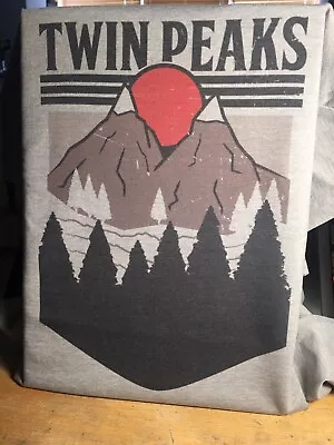 Buy Twin Peaks Japanese Black Lodge T-Shirt - David Lynch Inspired By Minimalism • 16.49£