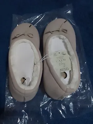 Buy Womans Beige Machine Washable Slippers Size 4 By George BNWT • 3.50£