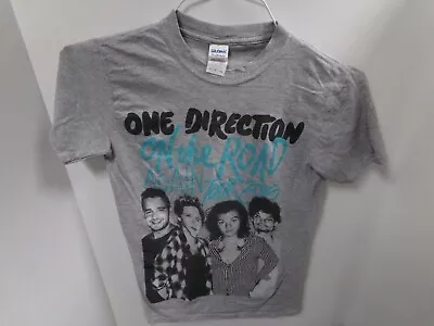 Buy One Direction On The Road Again Tour Gray T-Shirt Childs Small Gildan 092321DMT2 • 15.72£