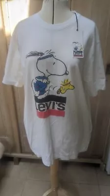 Buy Levis T Shirt Snoopy Woodstock Large 2020 BNWT • 20£
