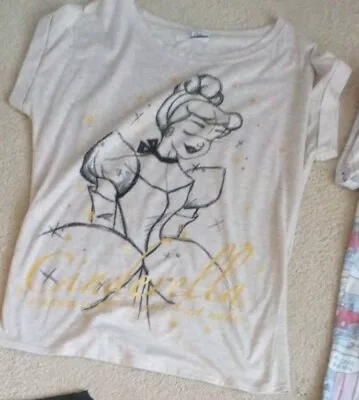 Buy Disney Cinderella T-shirt • 8£
