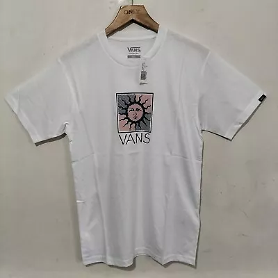 Buy Vans, T Shirt • 20£