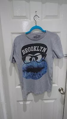 Buy Men's Cookie Monster Medium T-Shirt Brooklyn, NYC OFFICIAL Sesame Street Merch  • 4£