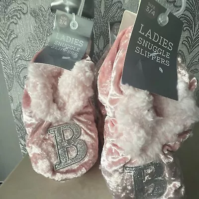 Buy Ladies / Girls Pink Snuggle Slippers Size 5-6 Letter  B Bnwt • 4£