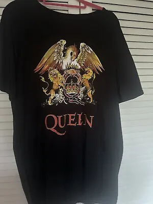 Buy Queen Official Merch Size L • 6£