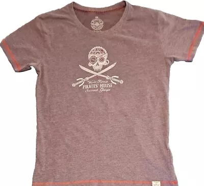 Buy Pirates' House Savannah Georgia Red Thread Sugar Skull & Crossbones Large Shirt • 9.45£