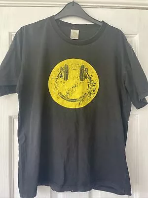 Buy Vintage Smiley With Headphones Black T-shirt Size M  • 1£