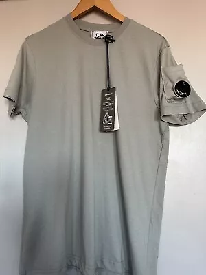 Buy Men’s T Shirt • 12.37£