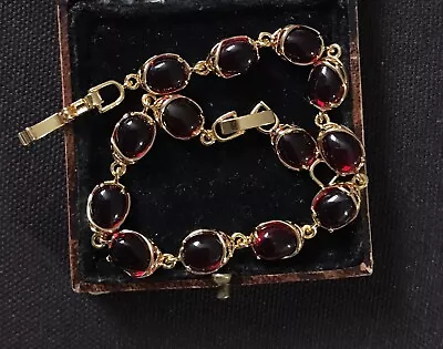Buy Vintage Style Jewellery Red Gemstones Bracelet 18K Gold Plated • 15.99£