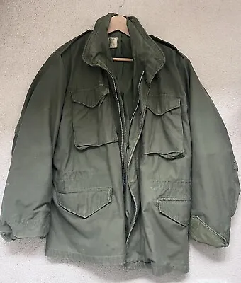 Buy Vintage M65 Field Jacket. US Army, Large Regular. 1971 • 125£