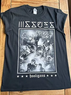 Buy Issues. Band Tour T-shirt. New & Unworn. Hooligans. Size Medium. P2p 20.5”. • 8.49£