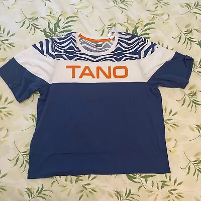 Buy Disney Parks Her Universe Star Wars Ahsoka Tano Cropped T-shirt Women’s XL, NEW • 17.91£