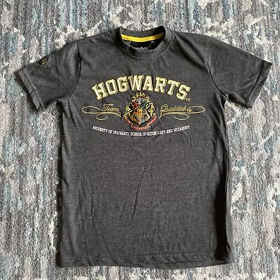 Buy Hogwarts T Shirt XS • 1.49£