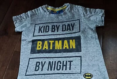 Buy Boys Batman Tshirt Age 3-4 Years • 1.25£