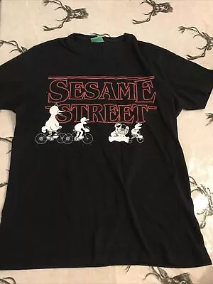 Buy Sesame Street T-shirt Size Large  • 6£