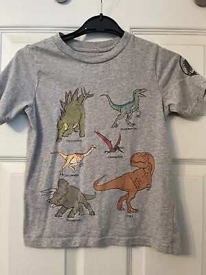 Buy Jurassic World Tshirt Grey 7 Years • 2£