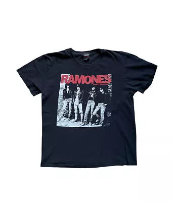 Buy Ramones T Shirt Men’s Medium “Rocket To Russia” • 8£