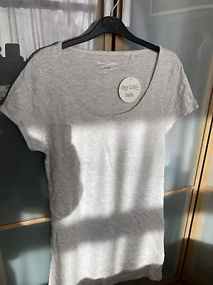Buy Large Size Womans Grey T-Shirt One Love • 5£
