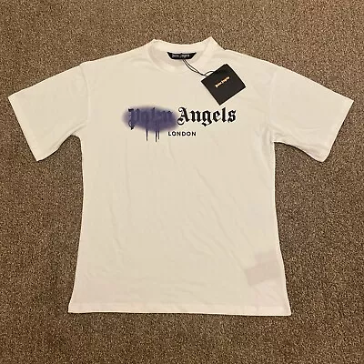 Buy Palm Angels London Sprayed T Shirt • 60£