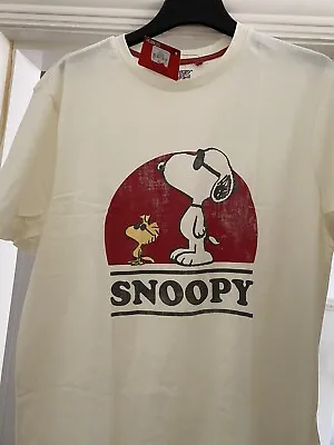 Buy Peanuts Snoopy And Woodstock  Licensed  2XL Tee Shirt • 13£