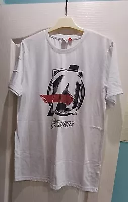 Buy Marvel Avengers T Shirt -M • 4.99£