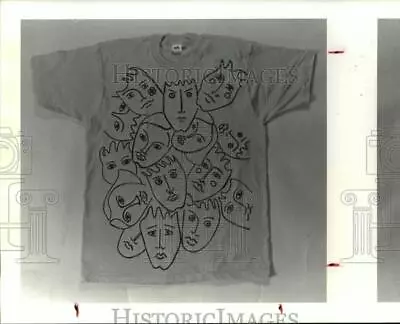 Buy 1991 Press Photo Houston Symphony League T-shirt Designed By Cynthia Wells • 15.11£