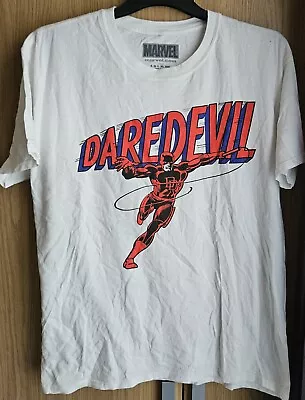 Buy Mens Marvel T' Shirt (Size L) • 1.99£